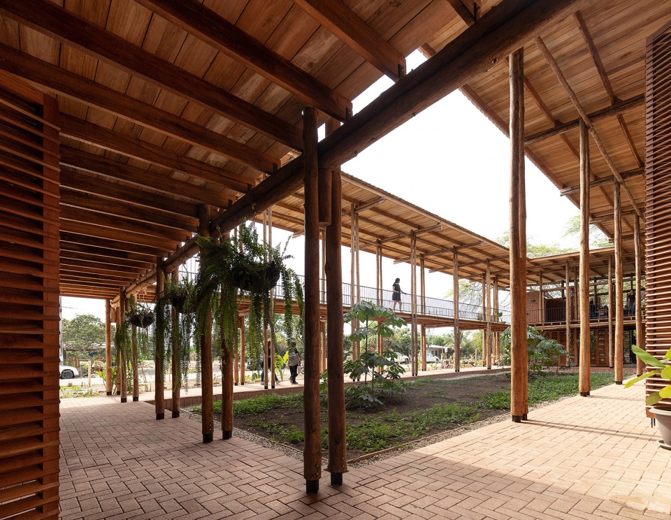 las tejedoras community productive development center by natura futura juan carlos bamba