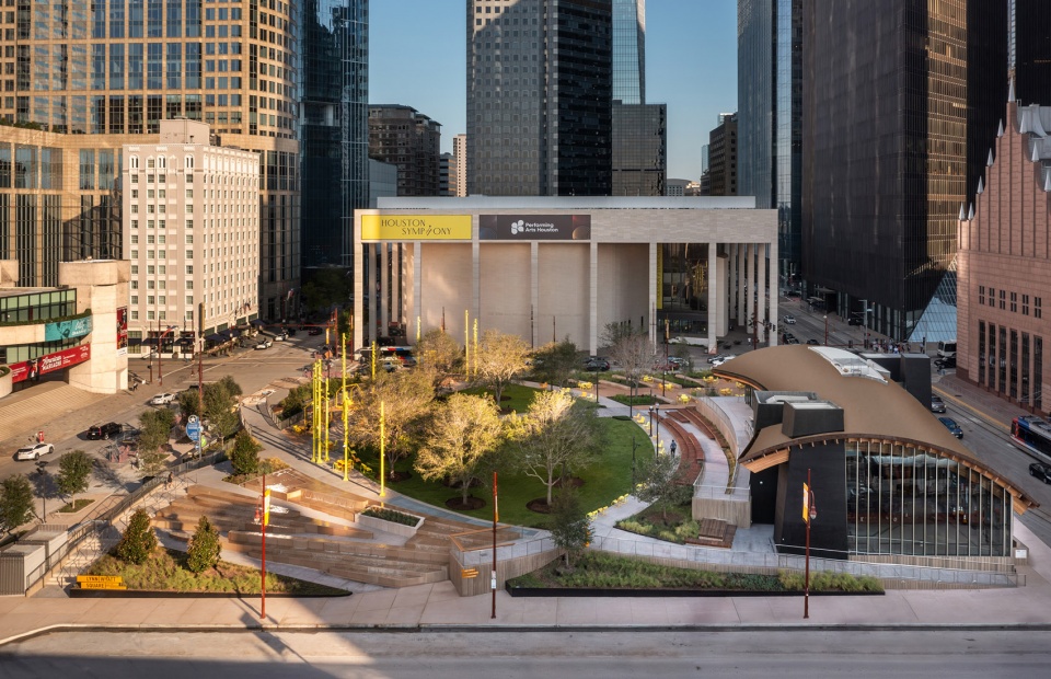 lynn wyatt square for the performing arts by rios