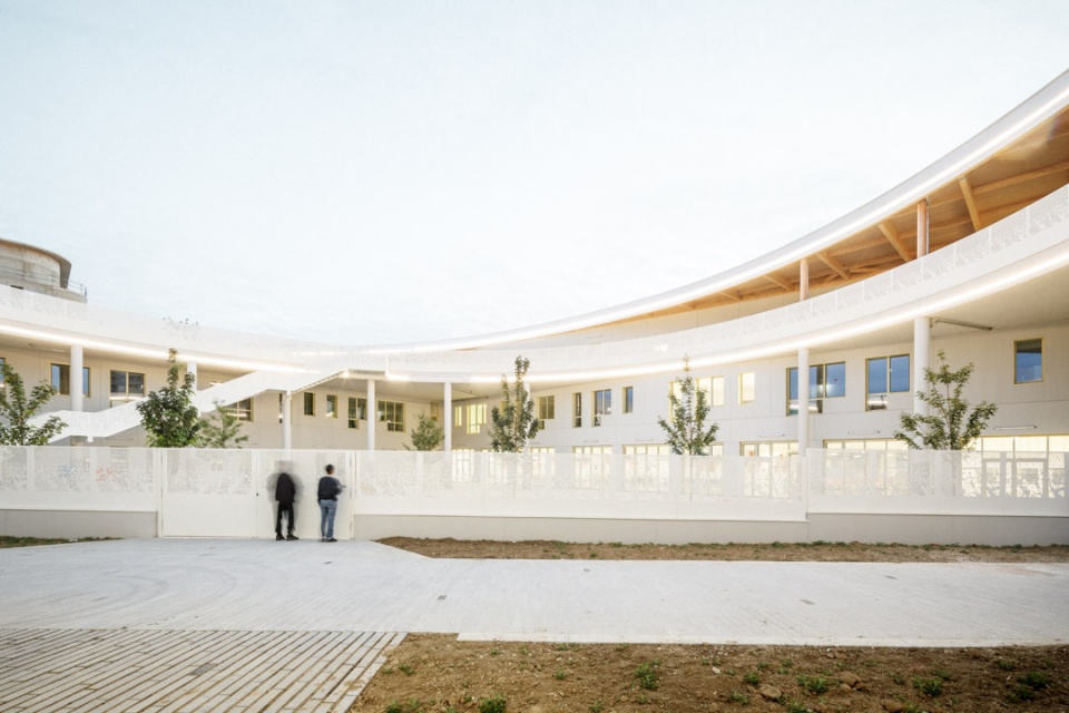 Genevieve de Gaulle Anthonioz School Group Atelier Aconcept