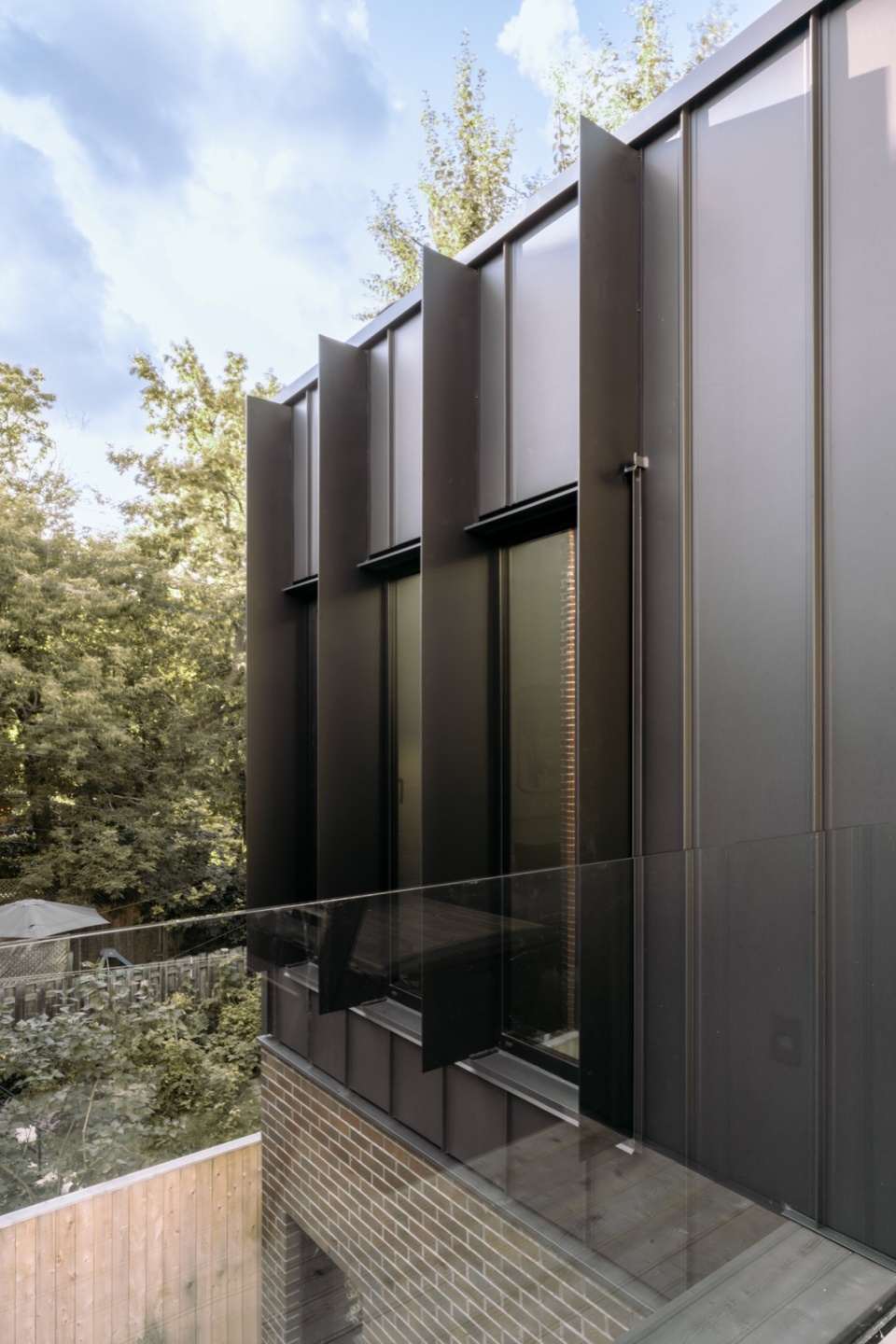 Boite a Lumiere naturehumaine architects