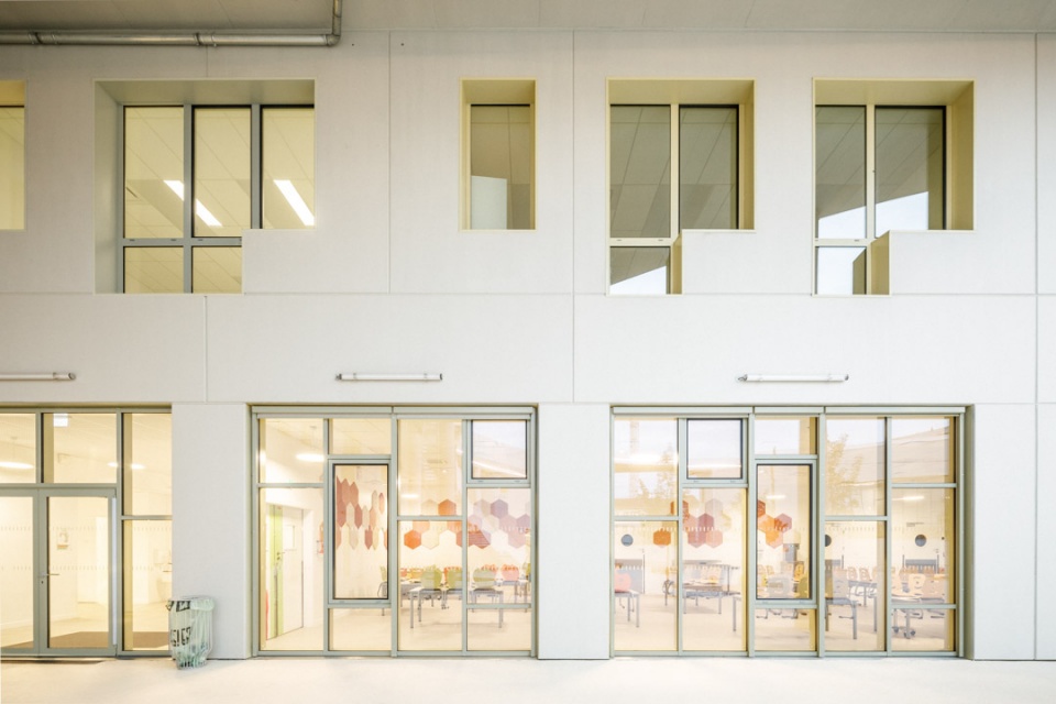 Genevieve de Gaulle Anthonioz School Group Atelier Aconcept