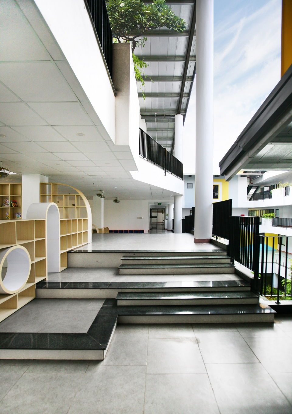 da hop school by 112 architects