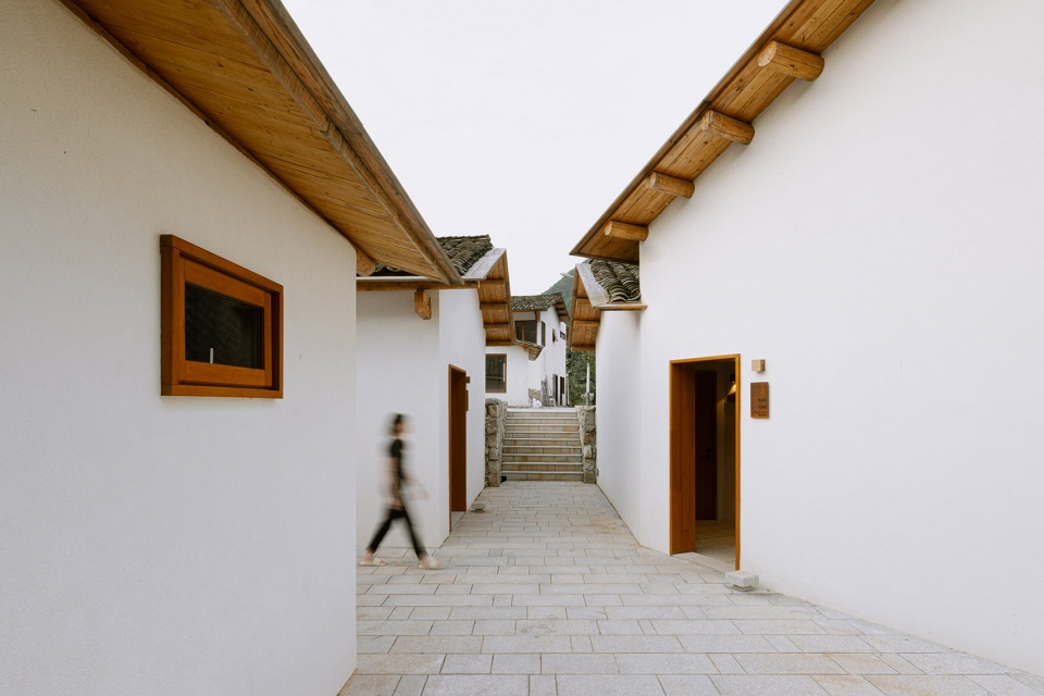ningshan luzhai cottages by kooo architects