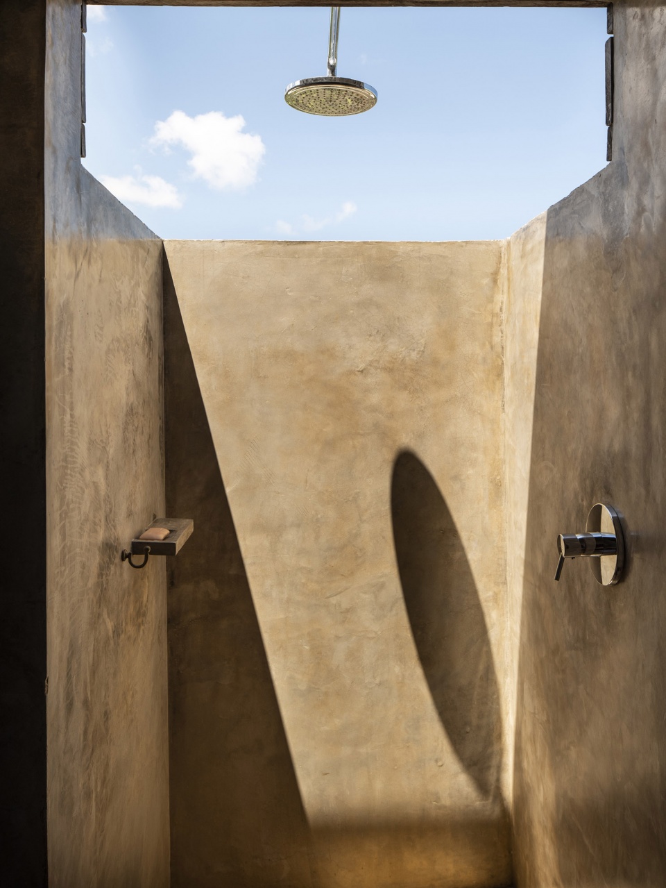 falcon house by pat architetti associati