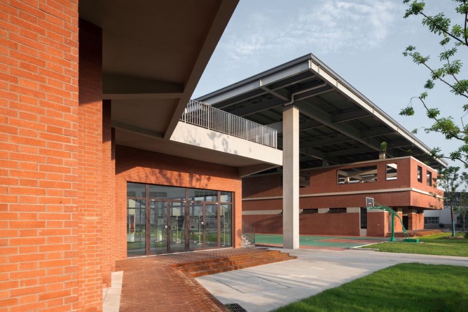 foundry factory wuhan by jjp architects and planners