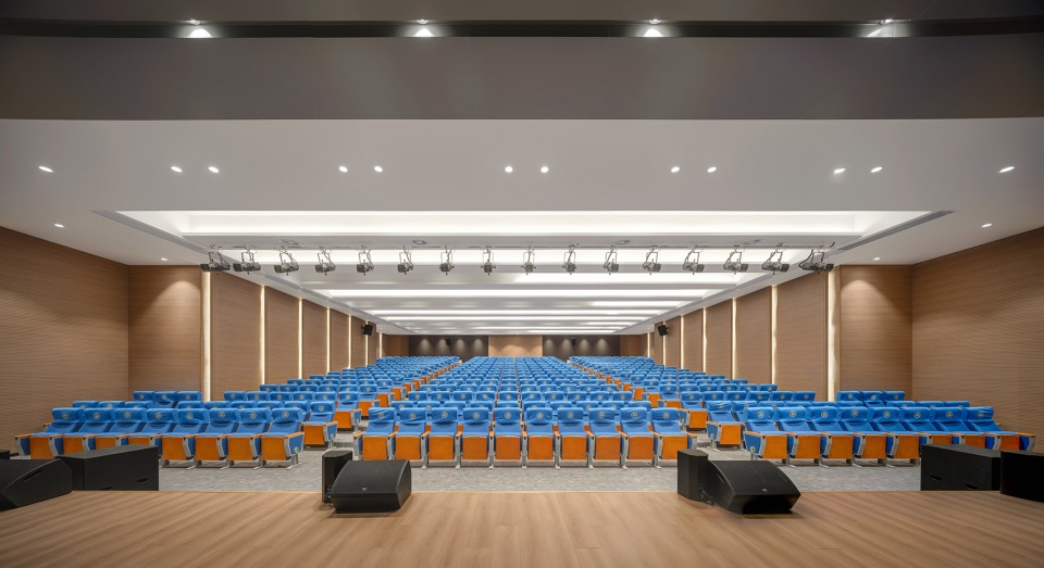 Yangming Experimental School China by MINAX Architects