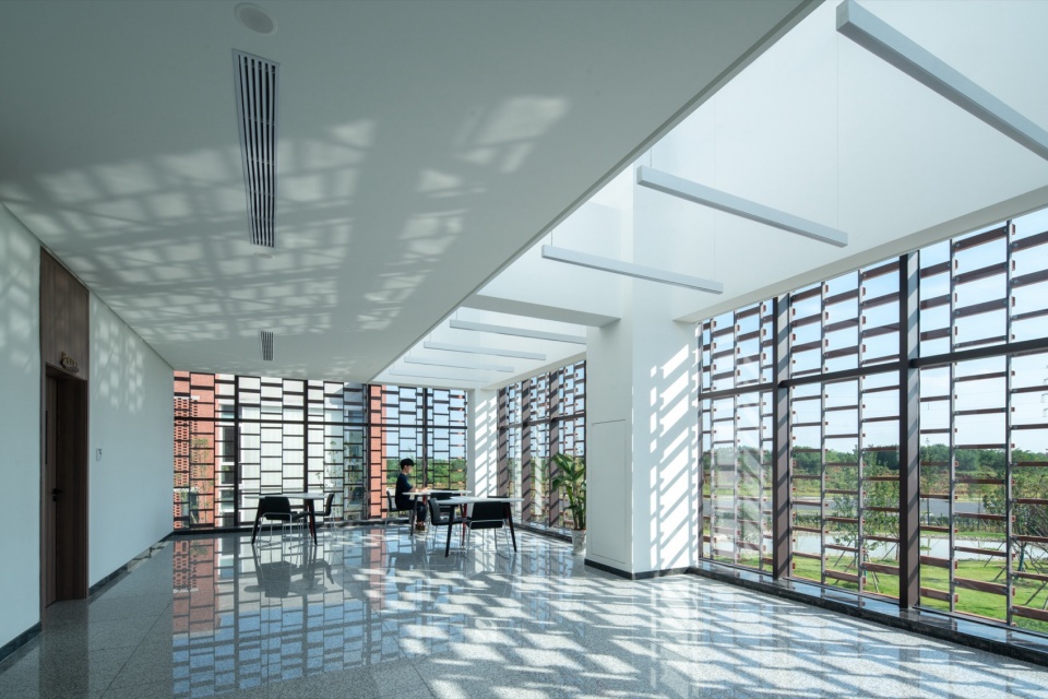 foundry factory wuhan by jjp architects and planners