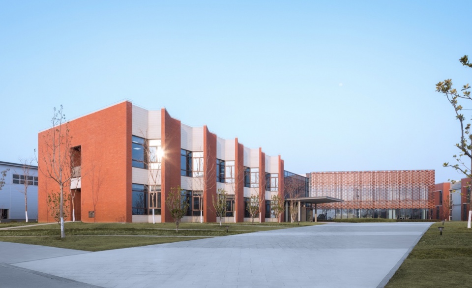 foundry factory wuhan by jjp architects and planners