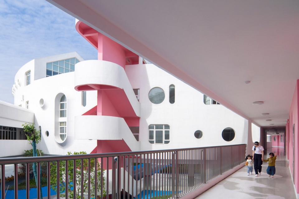 Shucheng Vitality Kindergarten China by Dika Architectural Design Centre