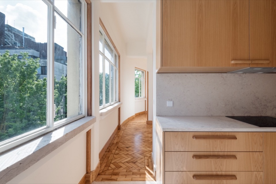 Casa Singer by Atelier Sergio Rebelo