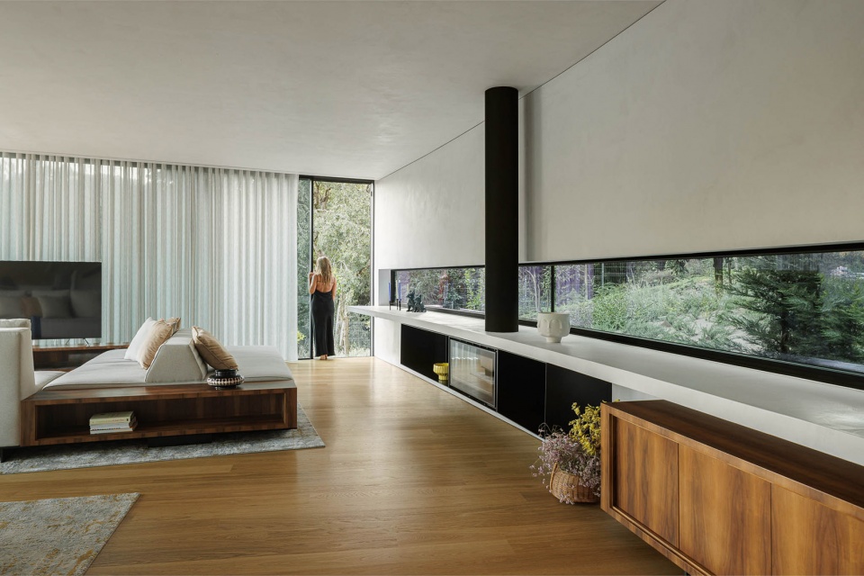 CASA DE BOURO by MUTANT ARQUITECTURA DESIGN