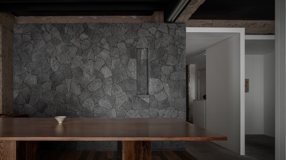 HBM Design OLD IS NEW 018