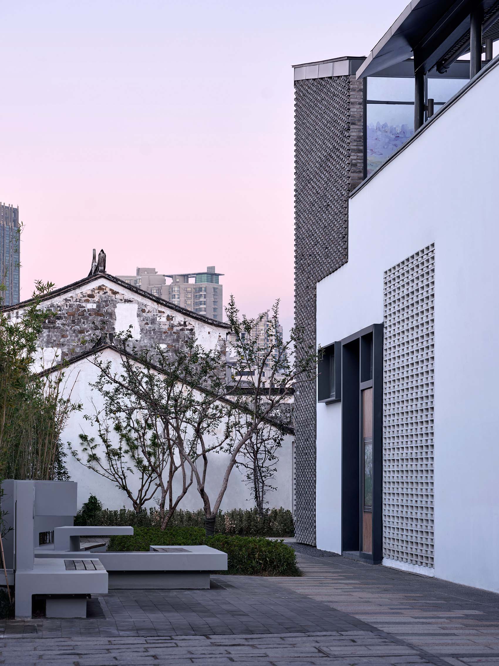 changzhou qingguo lane historical and cultural district weaving and updating design by original design studio tjad 17