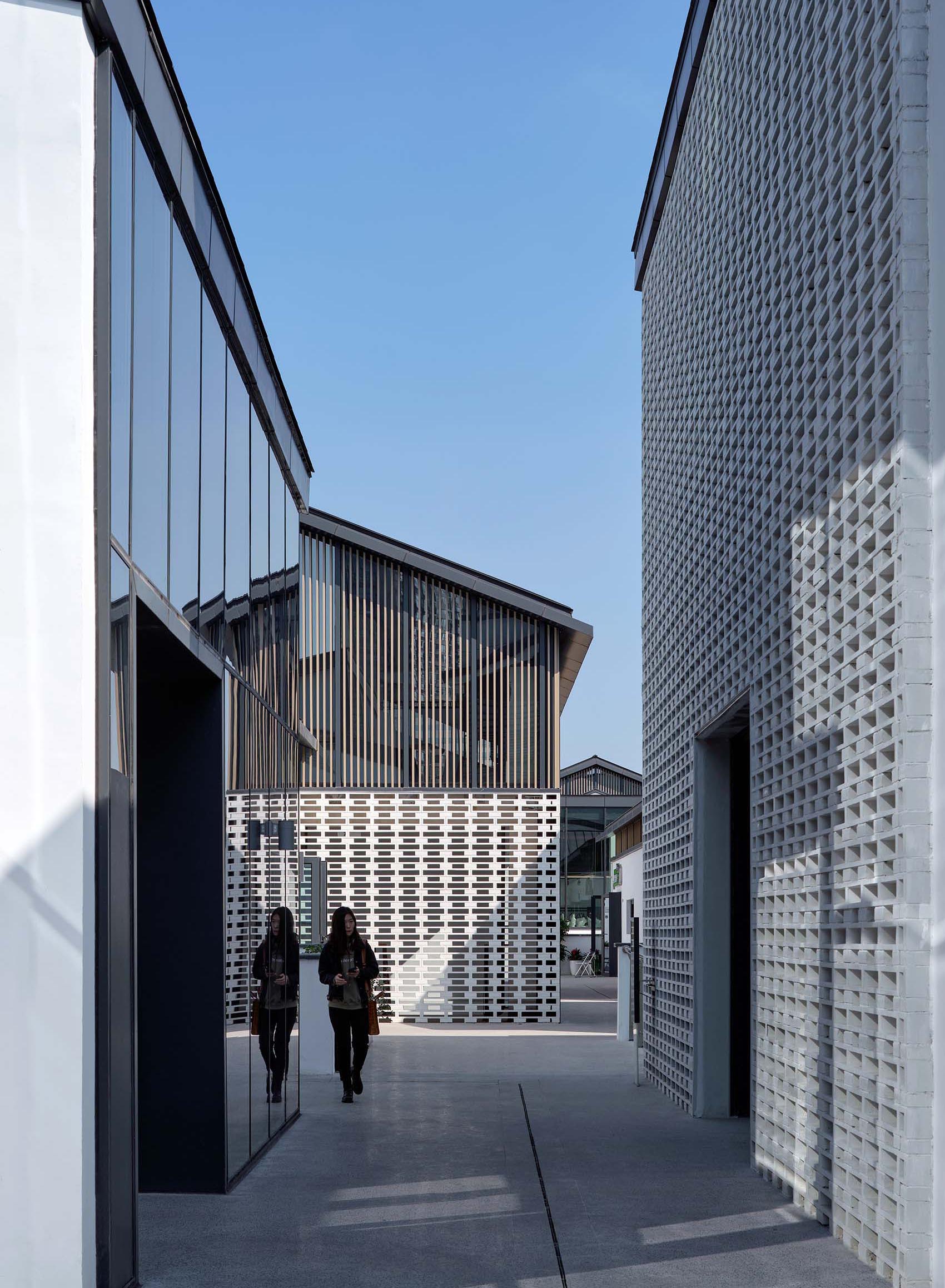 changzhou qingguo lane historical and cultural district weaving and updating design by original design studio tjad 8 拷贝