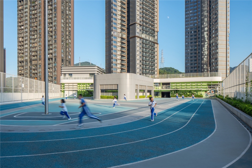 sustech education group nanshan changyuan primary school by cmad architects图30 屋顶运动场
