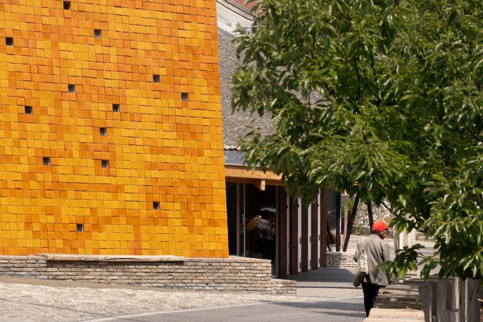 WAAAM Glazed Tile Art Architecture Museum by llLab