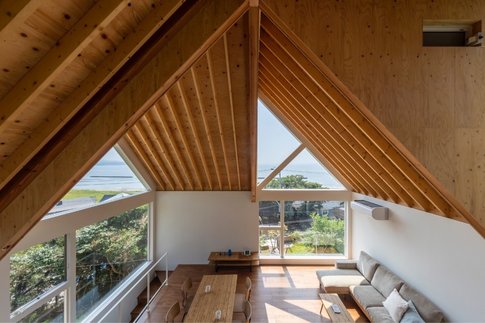 Futtsu Weekend House by Atelier MEME
