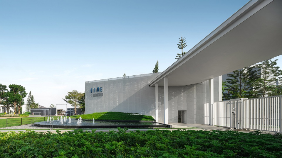 vive bangna km13 by studio ndt