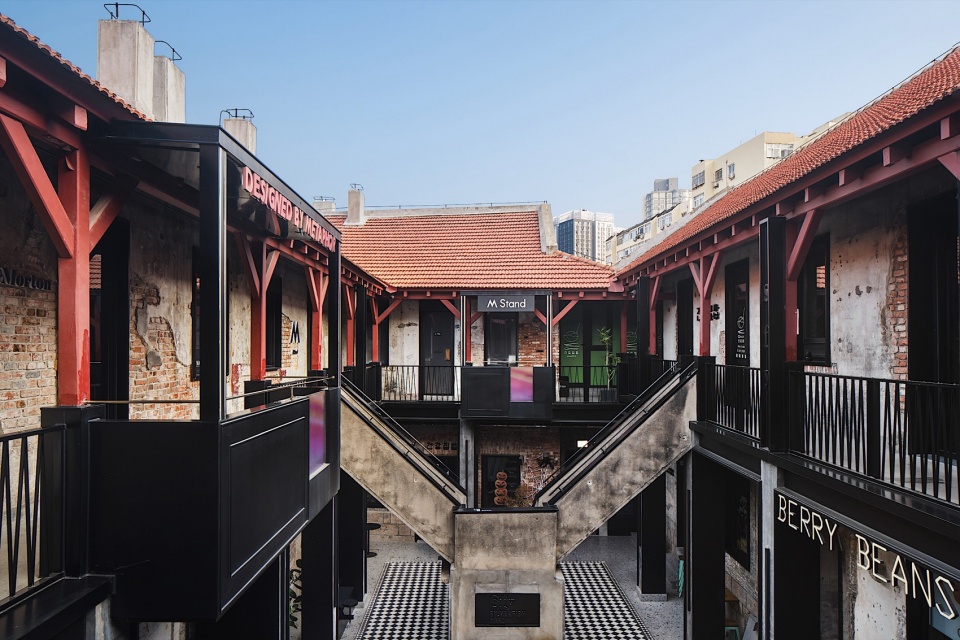 M stand Qingdao Silverfish Alley Flagship Store by Balance design