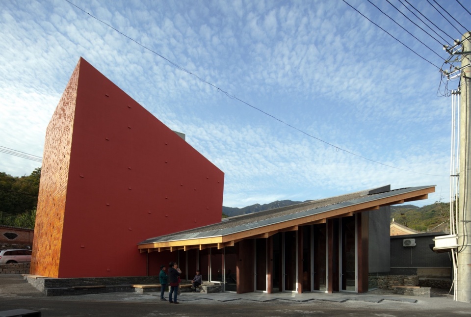 WAAAM Glazed Tile Art Architecture Museum by llLab
