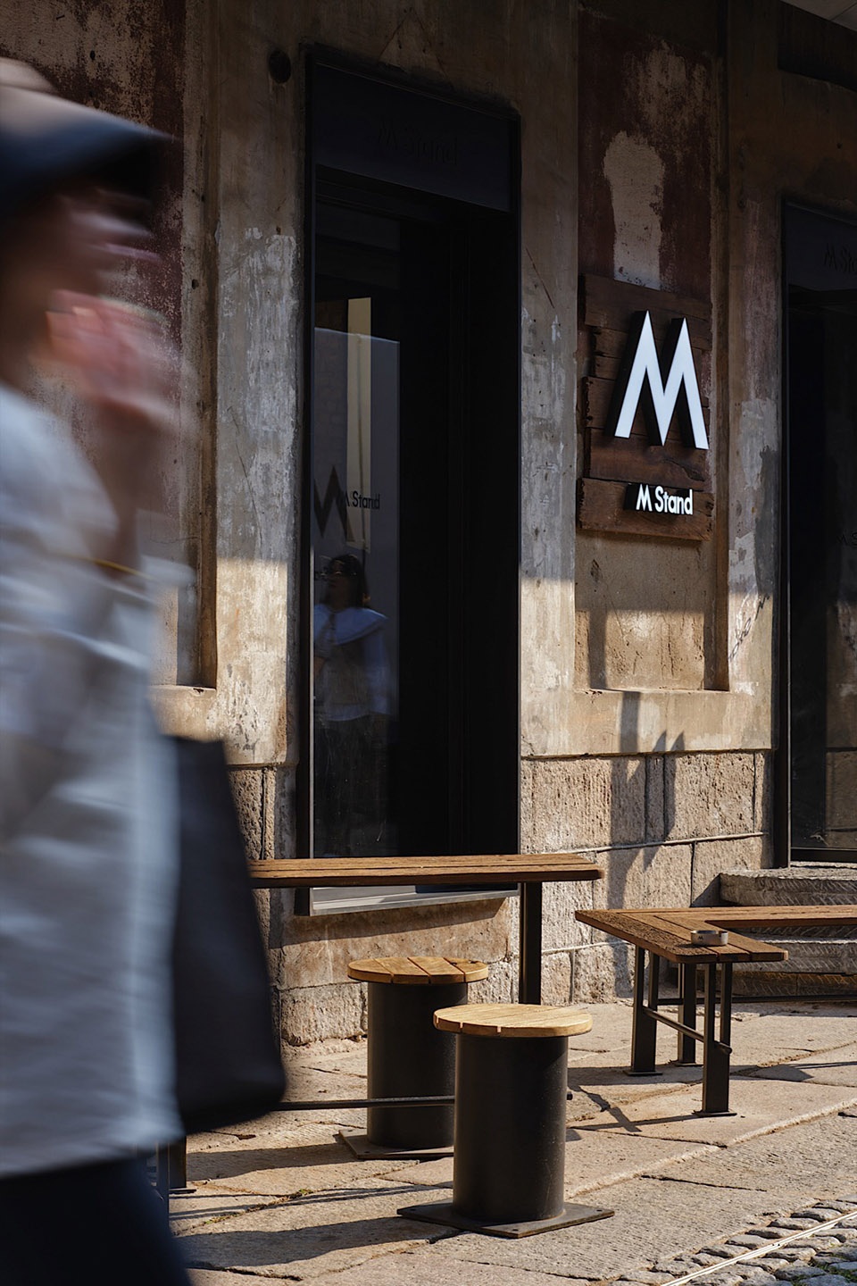 M stand Qingdao Silverfish Alley Flagship Store by Balance design