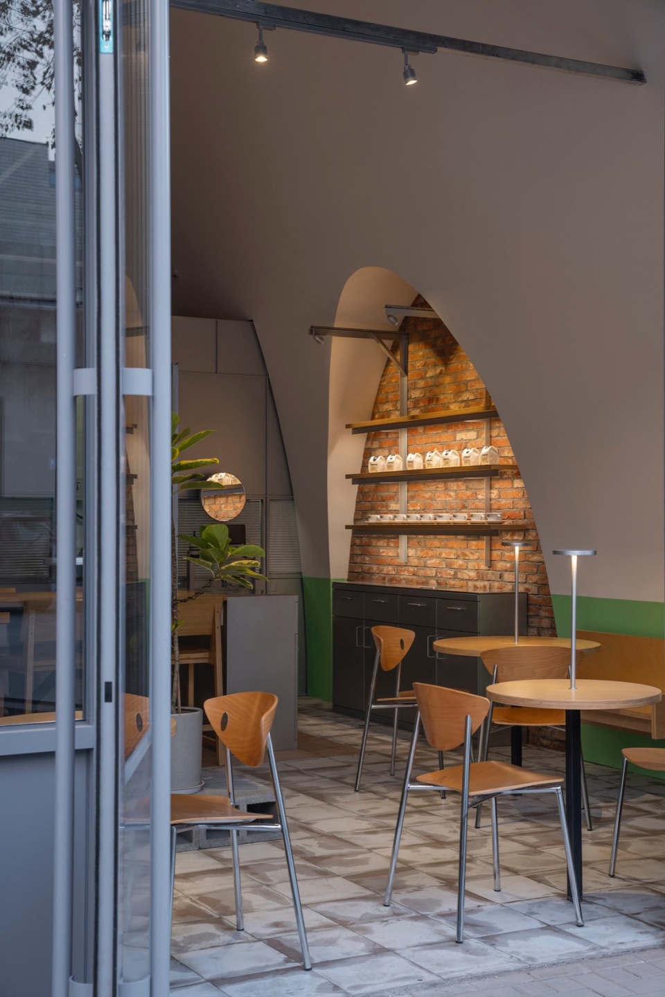 cenchi coffee satellite factory store by spacestation