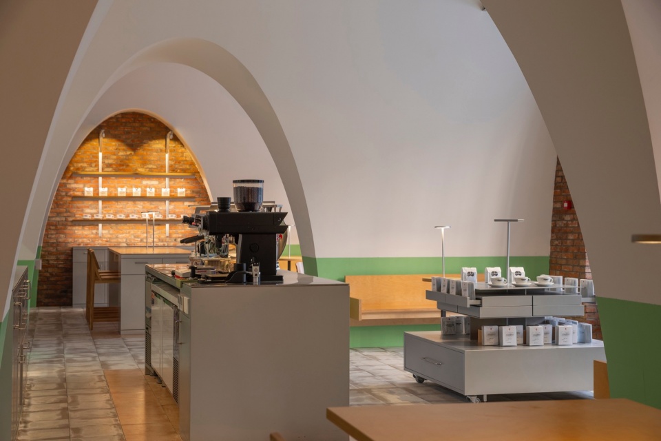 cenchi coffee satellite factory store by spacestation