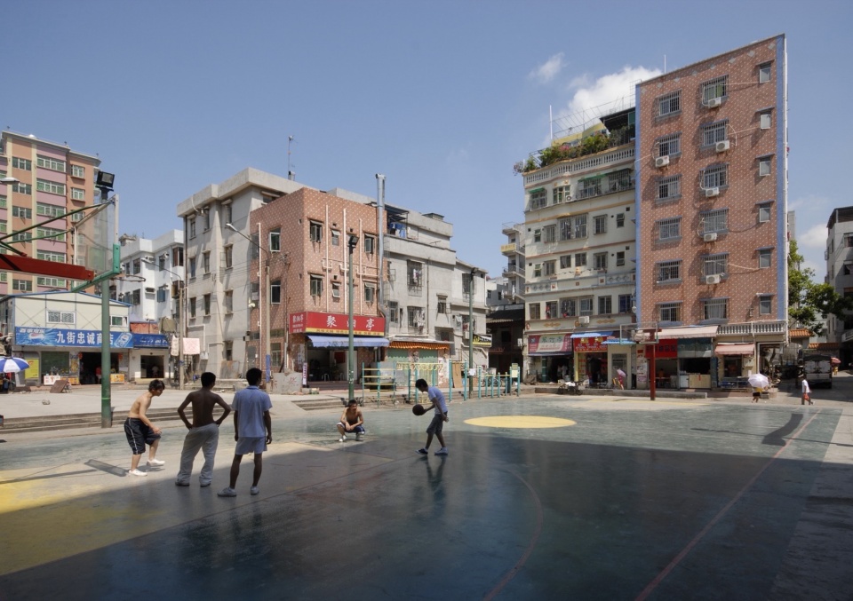 Nantou Hybrid Building China by URBANUS