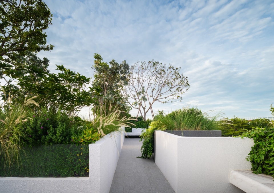 arq10 by idin architects