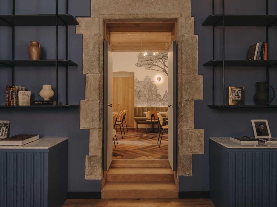 palau fugit hotel by el equipo creativo