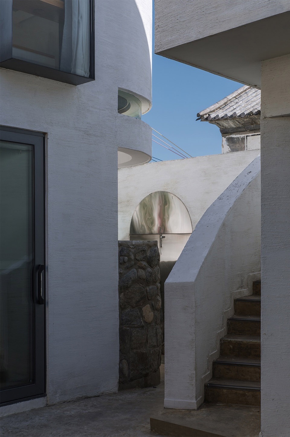 An inward micro courtyard China by Edge Architect
