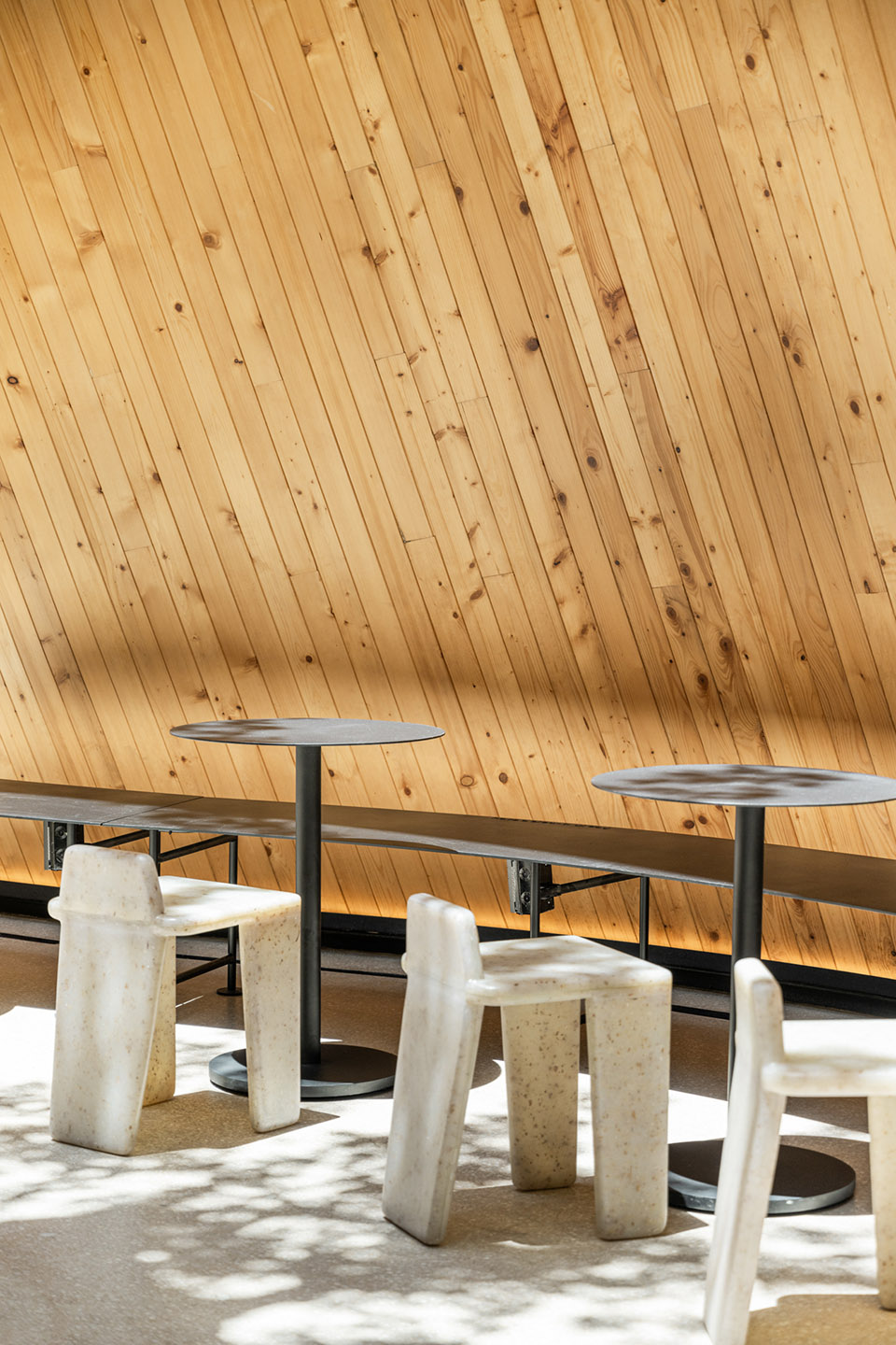 harudot by nana coffee roasters by idin architects