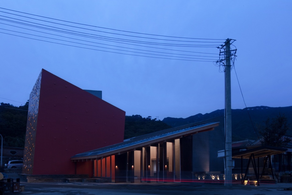 WAAAM Glazed Tile Art Architecture Museum by llLab