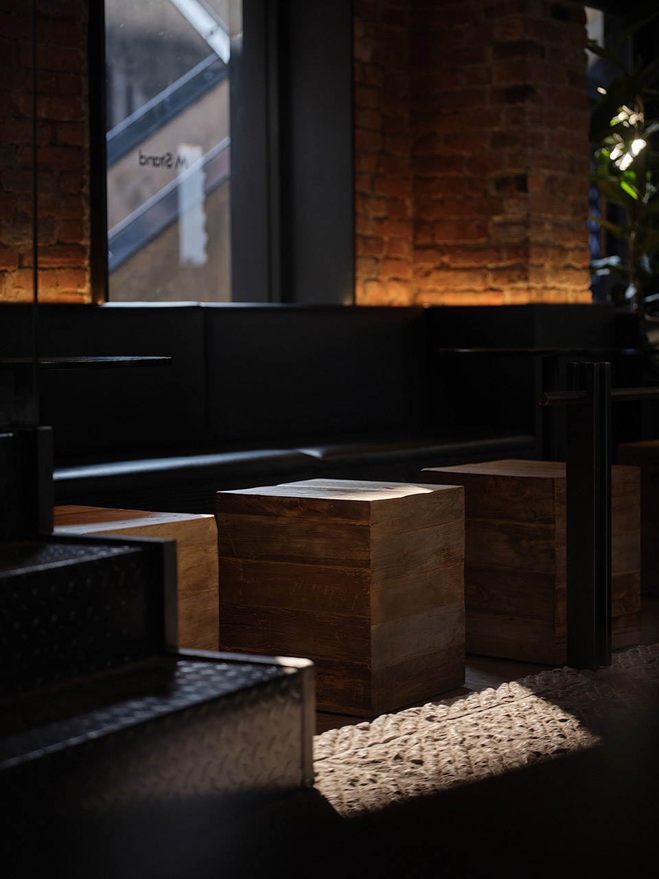 M stand Qingdao Silverfish Alley Flagship Store by Balance design