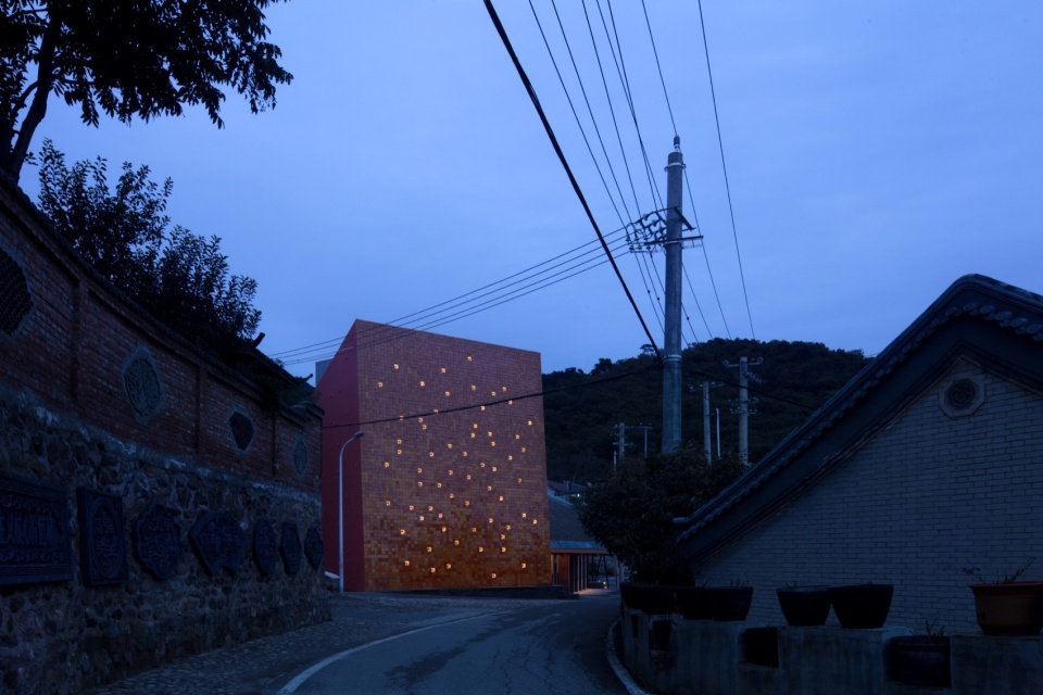 WAAAM Glazed Tile Art Architecture Museum by llLab