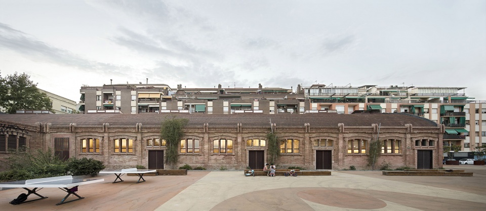 tanatori de sants by mirag