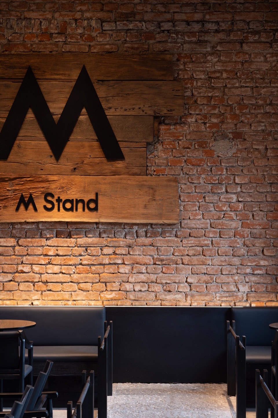 M stand Qingdao Silverfish Alley Flagship Store by Balance design