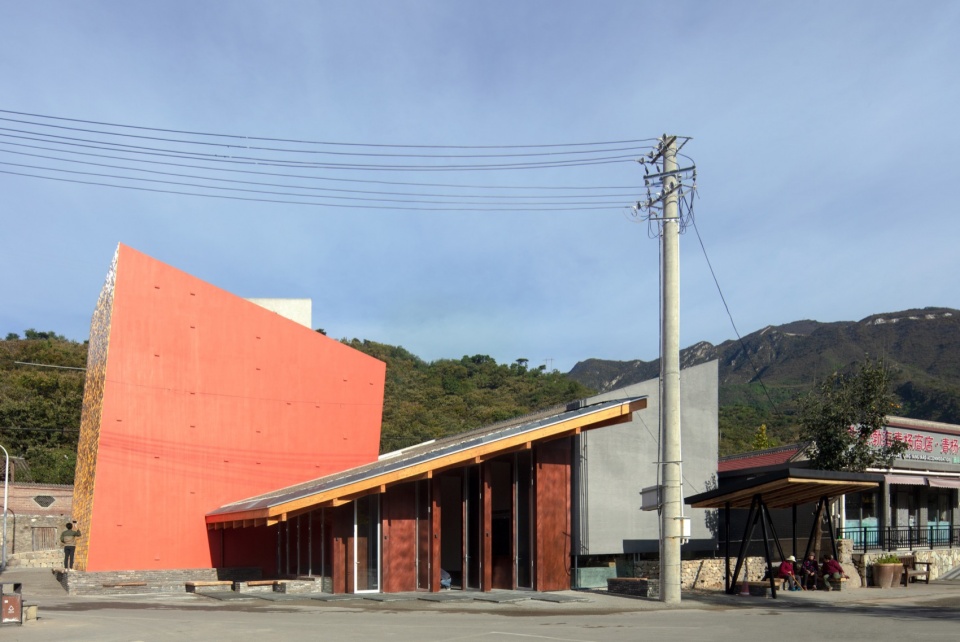 WAAAM Glazed Tile Art Architecture Museum by llLab