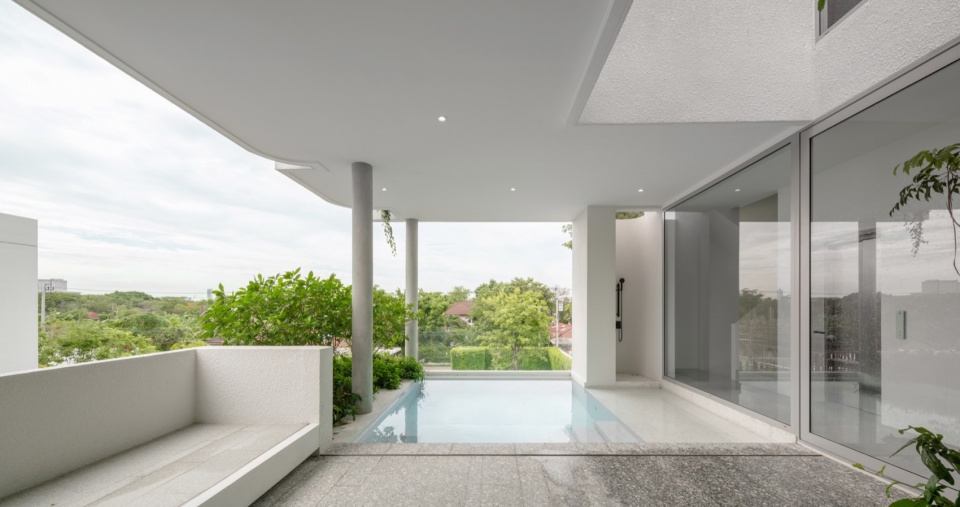 arq10 by idin architects