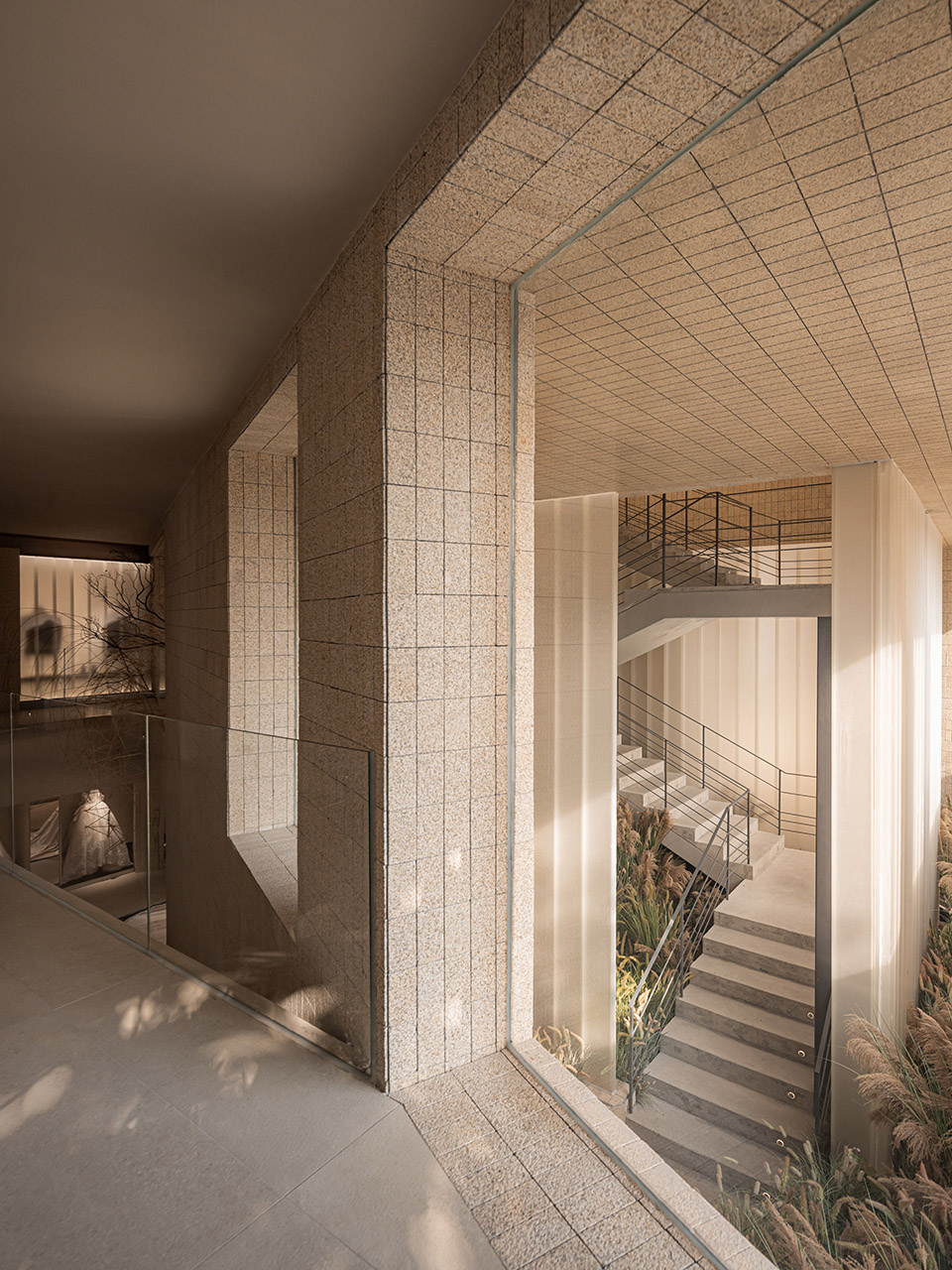 aviva guangzhou art center by rebo