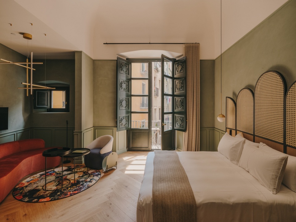palau fugit hotel by el equipo creativo