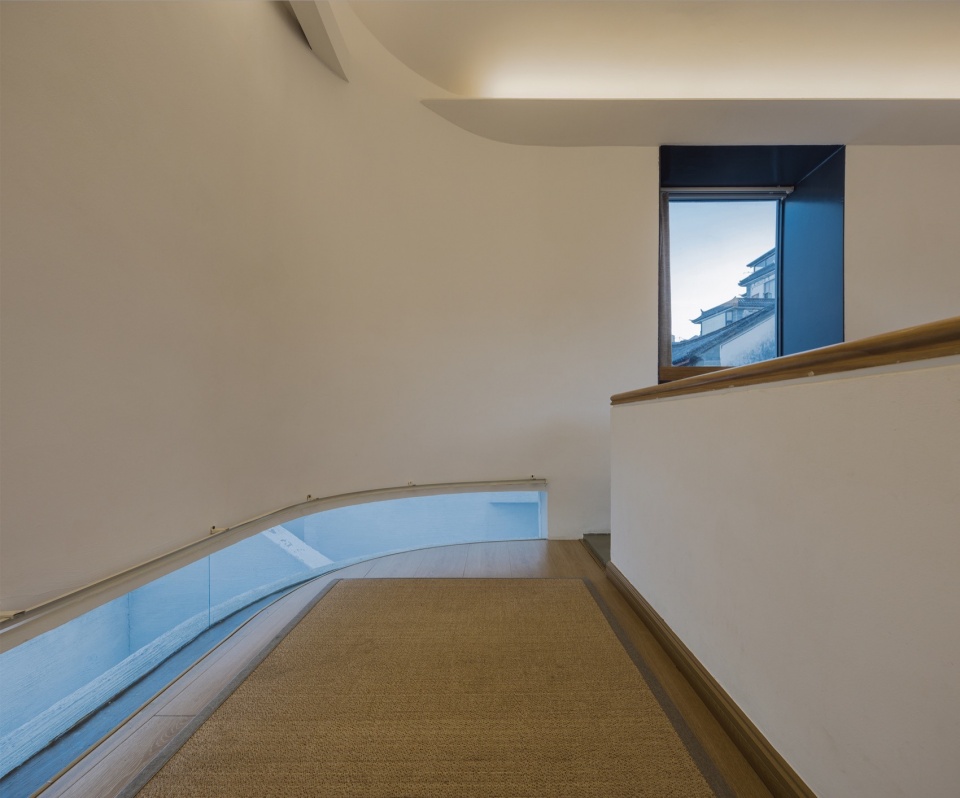 An inward micro courtyard China by Edge Architect