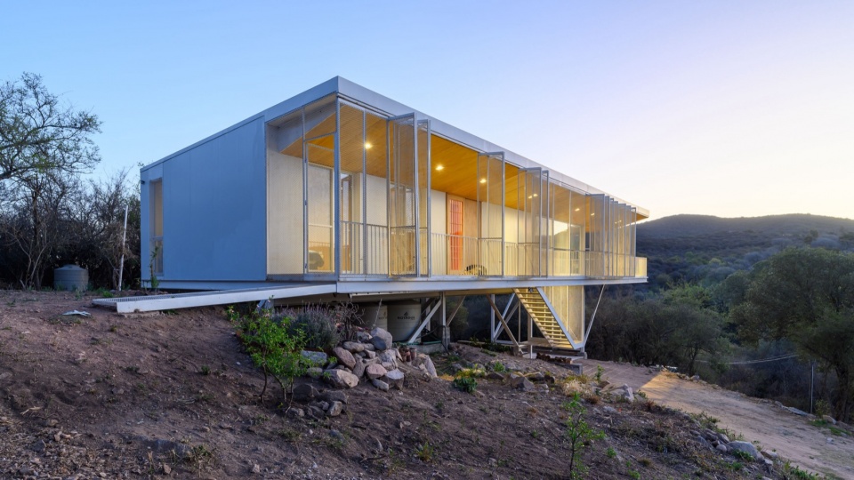 House in the clouds by MALVINA ZAYAT architecture studio