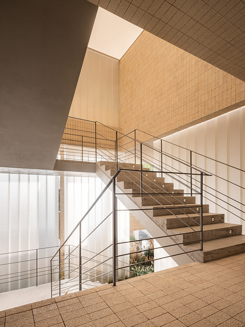 aviva guangzhou art center by rebo