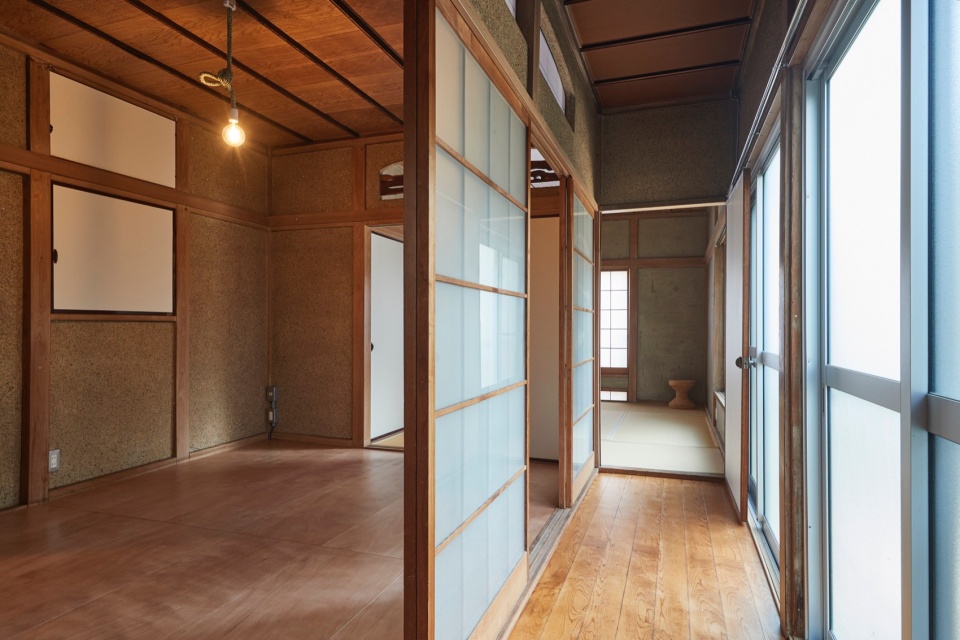 Arakawa House by Roovice