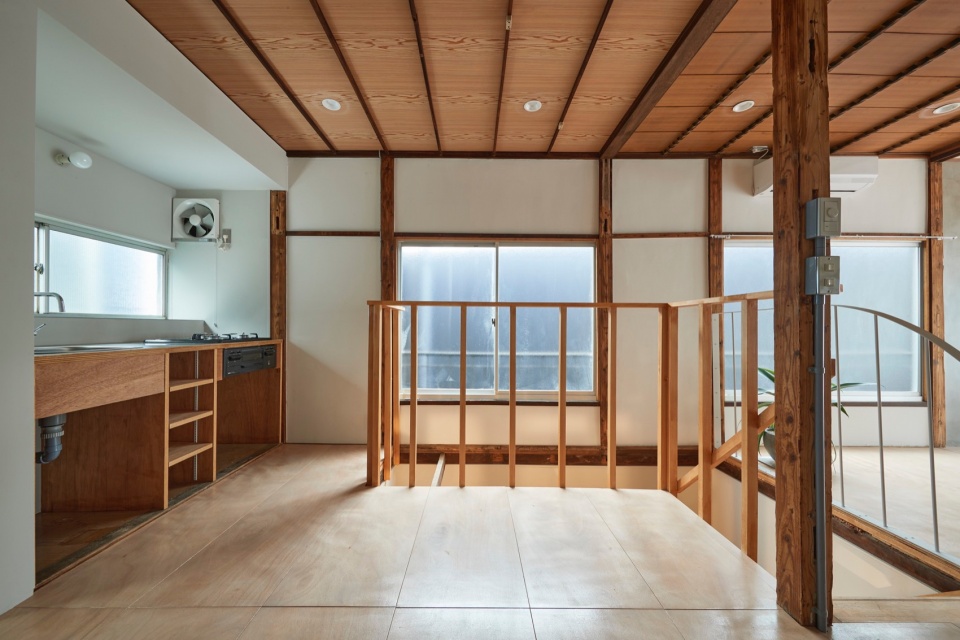 Arakawa House by Roovice