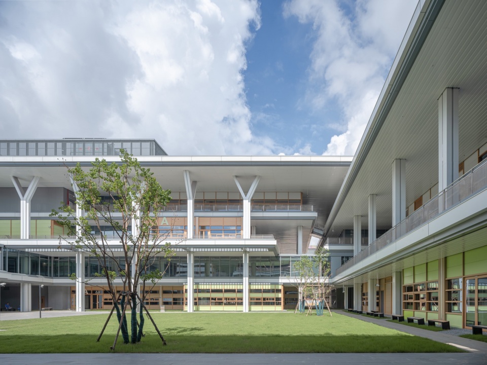 Courtyard © Zhu Runzi 庭院空间 摄影：锐境建筑空间摄影