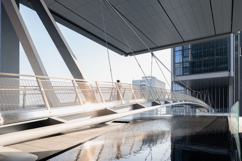 百米连桥天空花园实景图©Holi河狸 2