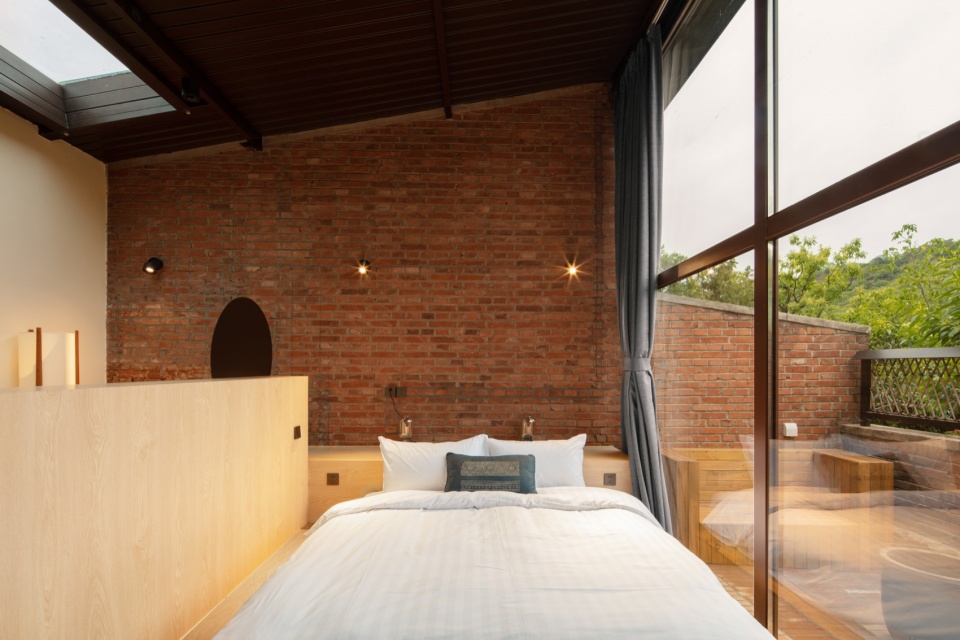 Brickyard Retreat Renovation China by LLLab