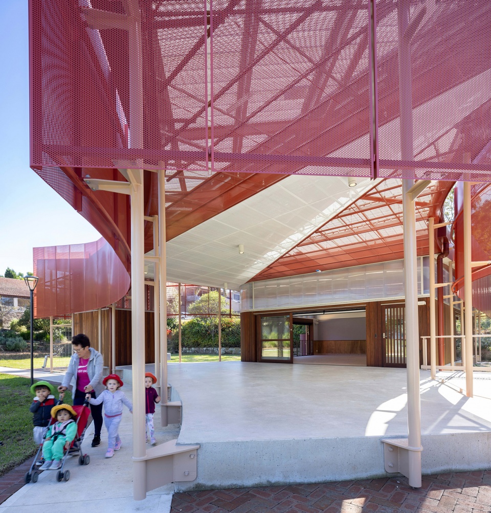 hurlstone memorial reserve community centre by sam crawford architects
